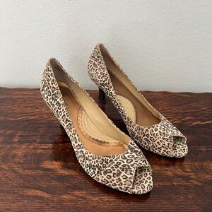 Kenneth Cole Reaction Animal Print Peep Toe Heels, Size 7.5